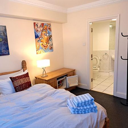Double Room With Private Bathroom In Flat London Centre Εξωτερικό φωτογραφία